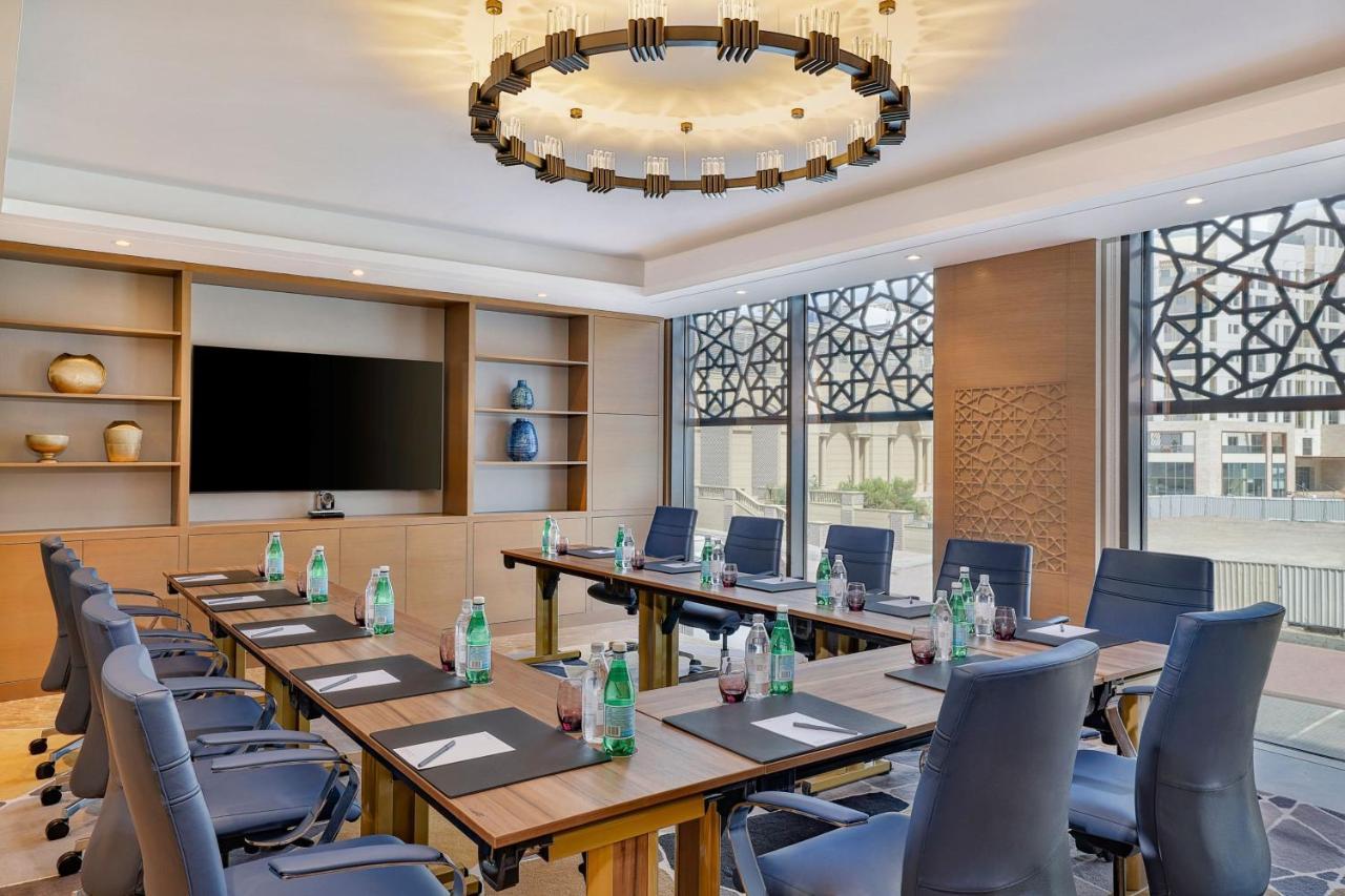 Courtyard By Marriott Culture Village, 迪拜 外观 照片