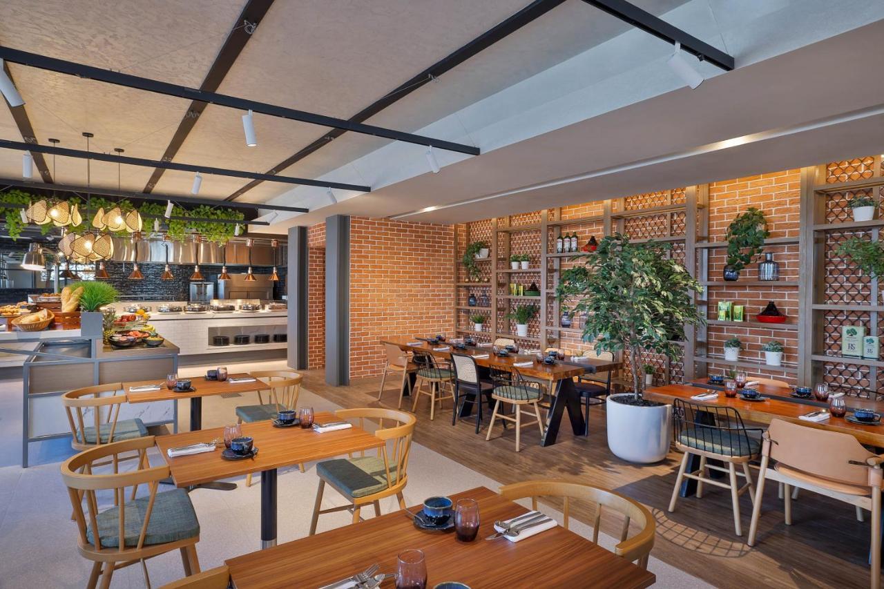 Courtyard By Marriott Culture Village, 迪拜 外观 照片