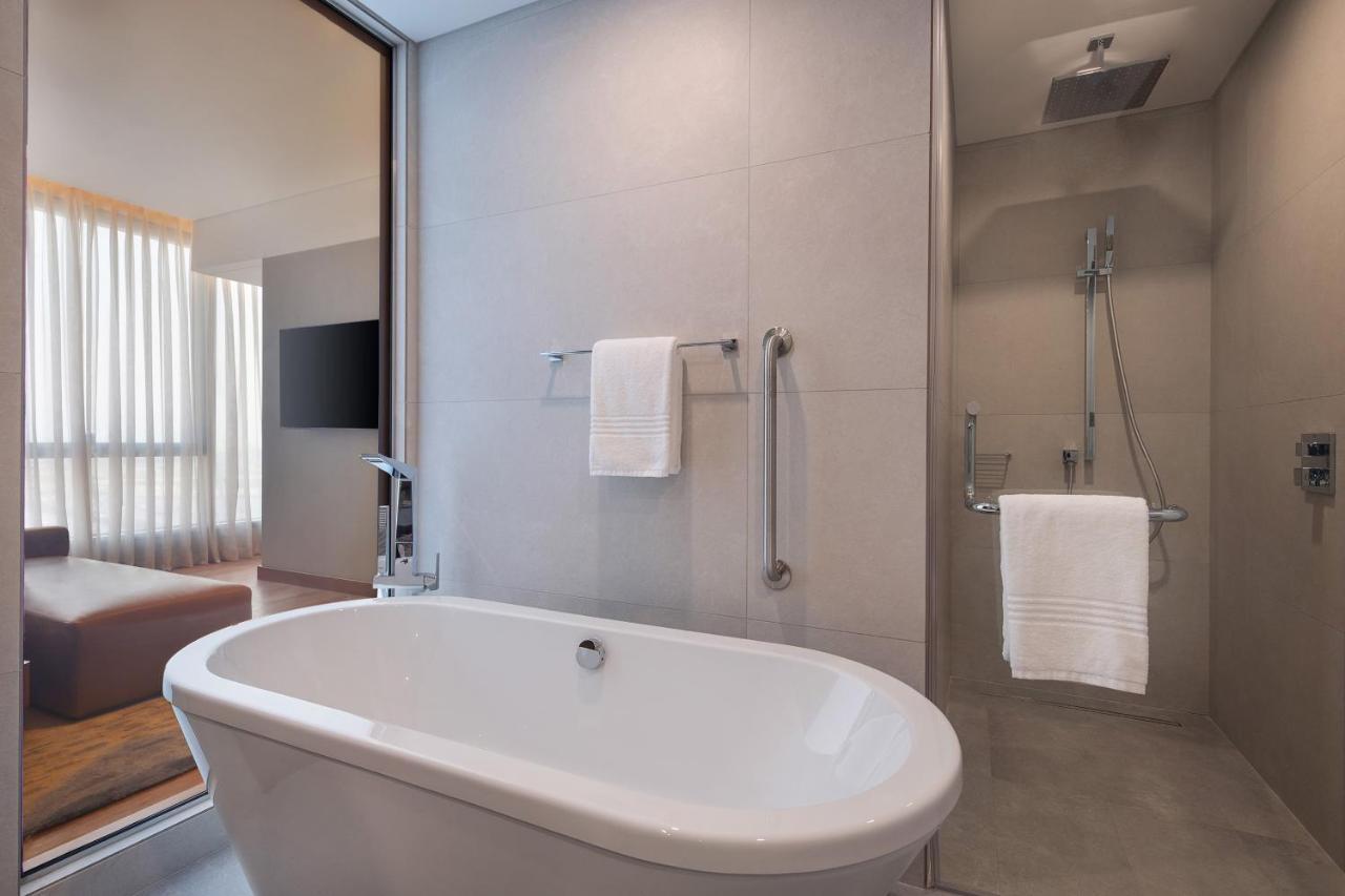 Courtyard By Marriott Culture Village, 迪拜 外观 照片