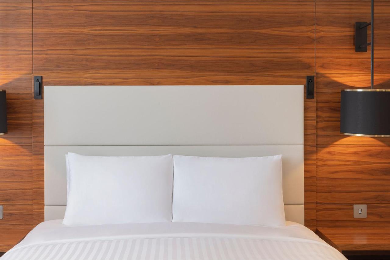 Courtyard By Marriott Culture Village, 迪拜 外观 照片